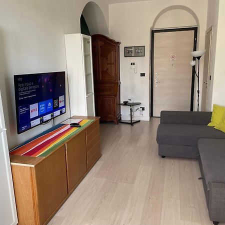 Un Piano Sotto Arturo Lägenhet Turin Exteriör bild
